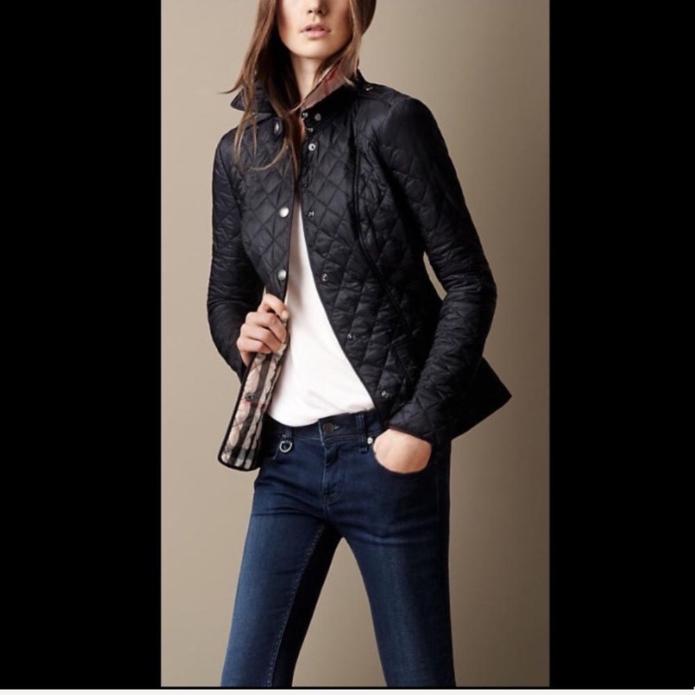 BURBERRY - quilted snap button coat